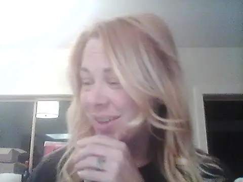 burrkitty online show from 10/13/25, 07:30