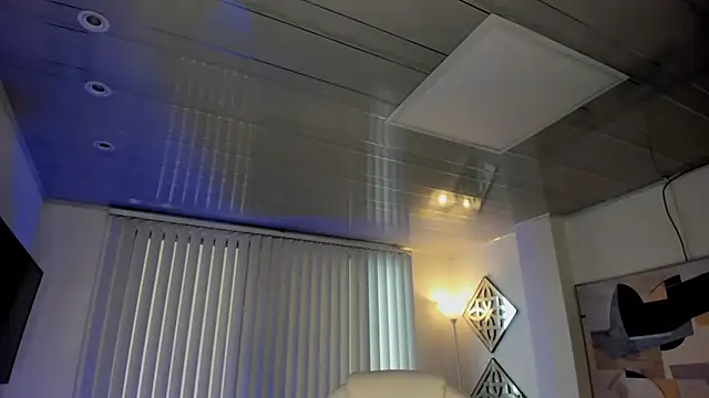 amelie jhons online show from 01/19/25, 08:41