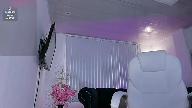 amelie jhons online show from 03/08/25, 08:14