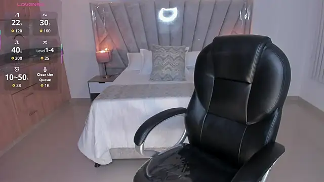 Snapshot of amelie_jhons chatting on 06/05/26, 02:07 amelie jhons online show from 06/05/26, 02:07