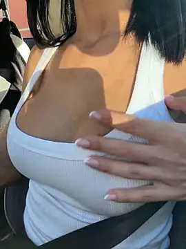 Penelopehot 83 online show from 11/03/25, 01:45