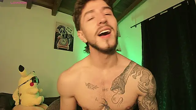 Valentino Xander online show from 03/21/25, 05:43