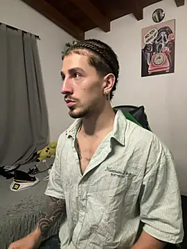 Valentino Xander online show from 02/25/26, 05:06