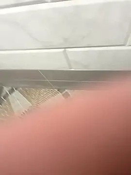 Snapshot of anubi0880 chatting on 11/01/25, 11:45 anubi0880 online show from 11/01/25, 11:45