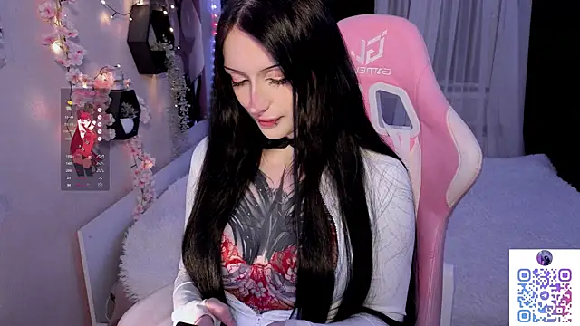 Snapshot of hikmurr chatting on 09/10/25, 11:16 hikmurr online show from 09/10/25, 11:16