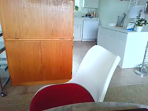 costanza7070 online show from 10/26/25, 04:46