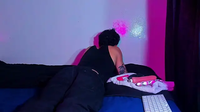 Piggy Eddy online show from 02/26/26, 02:21