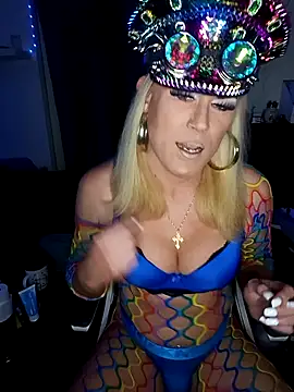 Connie Pepper online show from 01/25/25, 02:26