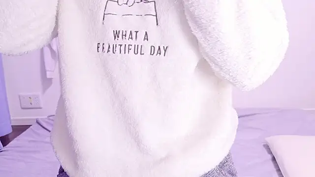 Snapshot of mari_tan_ch chatting on 12/10/24, 10:38 mari tan ch online show from 12/10/24, 10:38