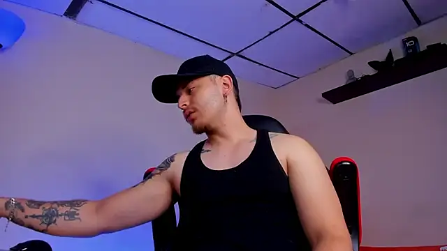 james connor2 online show from 09/28/25, 02:44