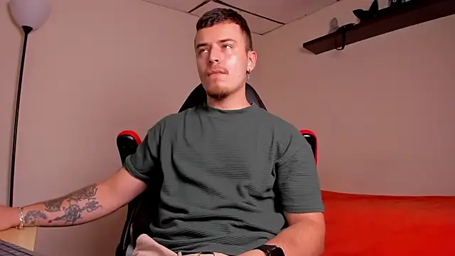 james connor2 online show from 10/09/25, 07:01