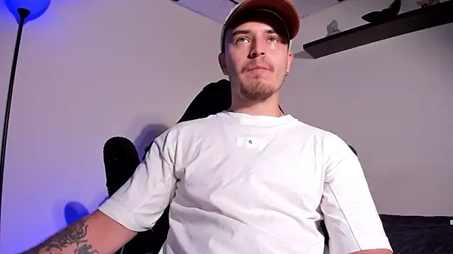 james connor2 online show from 03/23/26, 06:56