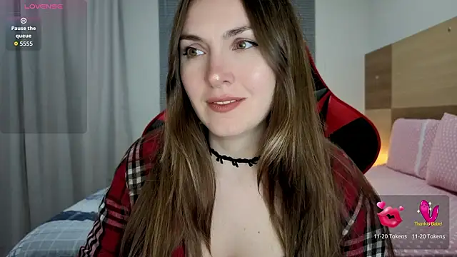 Snapshot of Naughty_Annn chatting on 07/05/26, 02:51 Naughty Annn online show from 07/05/26, 02:51