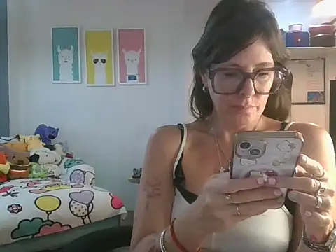 Calentandote online show from 04/07/26, 01:00