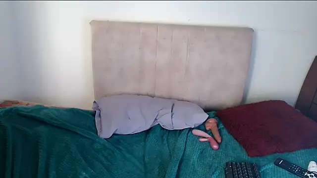 gatitaa777 online show from 03/31/26, 01:00