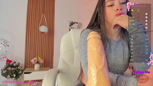 Snapshot of TiffanyWright chatting on 01/23/25, 05:10 TiffanyWright online show from 01/23/25, 05:10