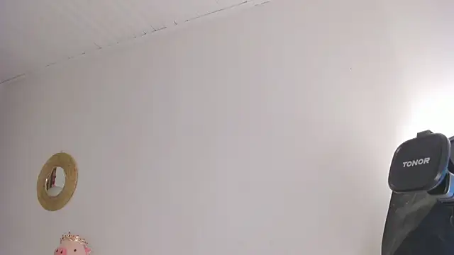 TiffanyWright online show from 06/05/26, 02:23