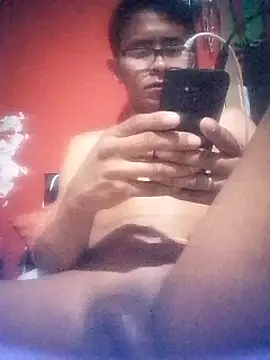 Snapshot of VL25DN26 chatting on 03/10/25, 09:10 VL25DN26 online show from 03/10/25, 09:10