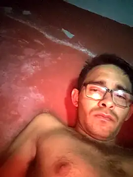 Snapshot of VL25DN26 chatting on 12/17/25, 05:02 VL25DN26 online show from 12/17/25, 05:02