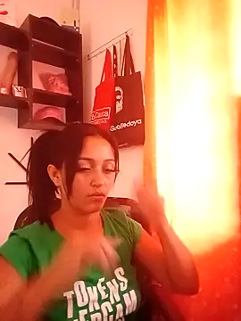 Renata wilsom online show from 12/11/24, 03:26