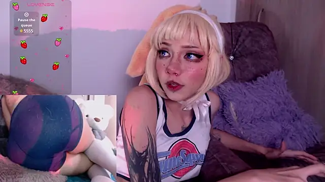 Alicedangerrr online show from 03/07/25, 04:02