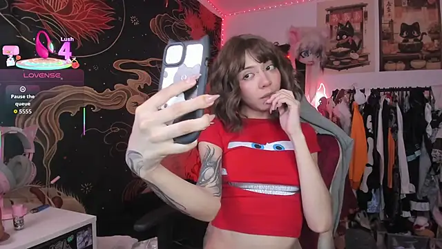 Alicedangerrr online show from 04/05/26, 12:19