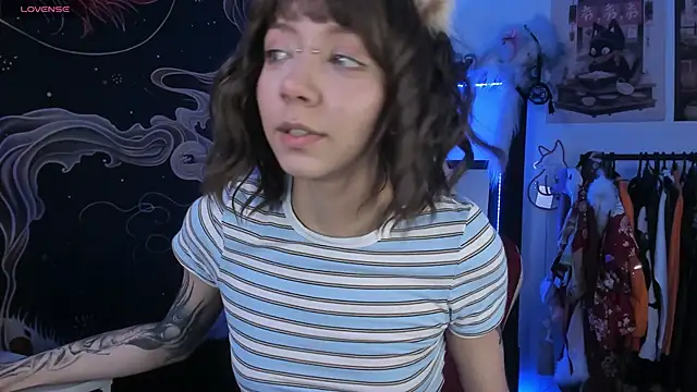 Alicedangerrr online show from 04/14/26, 04:29