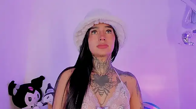 Snapshot of shadowcatt_ chatting on 02/11/25, 08:31 shadowcatt online show from 02/11/25, 08:31