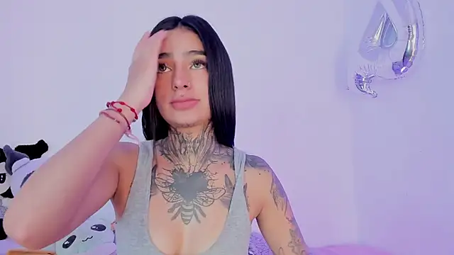 Snapshot of shadowcatt_ chatting on 03/15/25, 08:21 shadowcatt online show from 03/15/25, 08:21