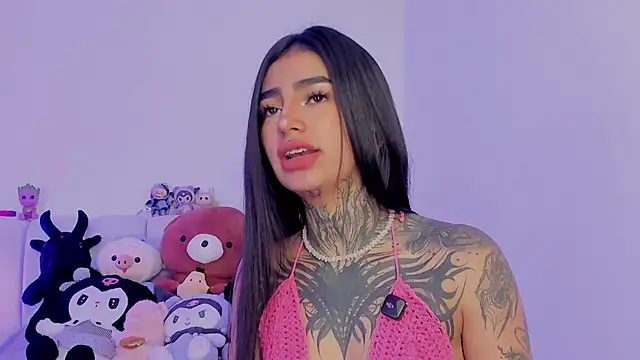 Snapshot of shadowcatt_ chatting on 10/03/25, 04:48 shadowcatt online show from 10/03/25, 04:48