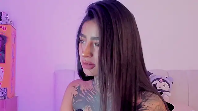 Snapshot of shadowcatt_ chatting on 11/24/25, 09:03 shadowcatt online show from 11/24/25, 09:03