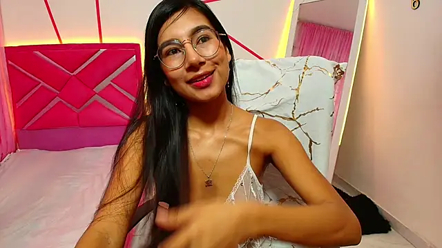 Snapshot of _Jessi29_ chatting on 12/05/24, 07:38 Jessi29 online show from 12/05/24, 07:38