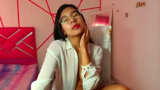 Snapshot of _Jessi29_ chatting on 01/19/25, 02:17 Jessi29 online show from 01/19/25, 02:17