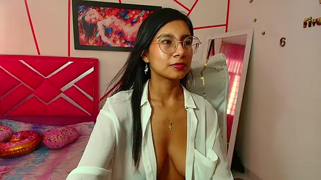 Snapshot of _Jessi29_ chatting on 03/21/25, 07:57 Jessi29 online show from 03/21/25, 07:57