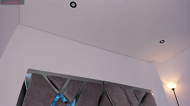 samaay07  online show from 04/10/26, 08:46