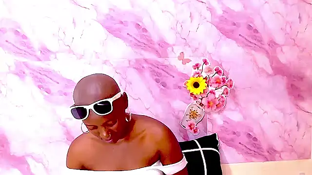 EbonyOlive69 online show from 02/16/26, 05:09