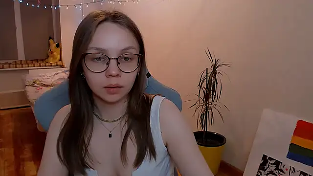 Vanessa tk online show from 12/17/24, 10:01