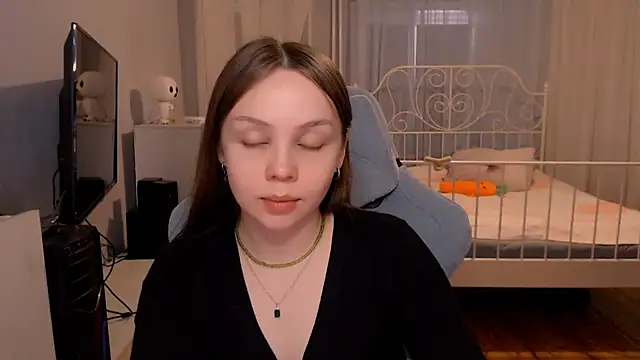 Vanessa tk online show from 02/11/25, 04:44