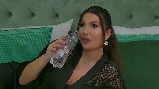 Snapshot of itsjessiebabe chatting on 01/08/25, 03:28 itsjessiebabe online show from 01/08/25, 03:28