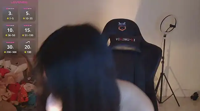 Snapshot of TimmyZi chatting on 12/19/24, 02:46 TimmyZi online show from 12/19/24, 02:46