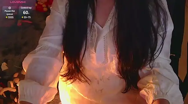 Snapshot of TimmyZi chatting on 12/23/24, 02:39 TimmyZi online show from 12/23/24, 02:39