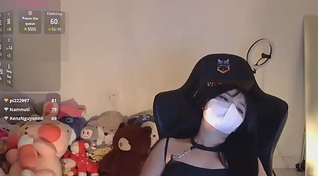 Snapshot of TimmyZi chatting on 12/27/24, 06:10 TimmyZi online show from 12/27/24, 06:10