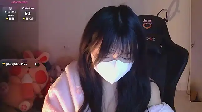 Snapshot of TimmyZi chatting on 01/15/25, 09:35 TimmyZi online show from 01/15/25, 09:35