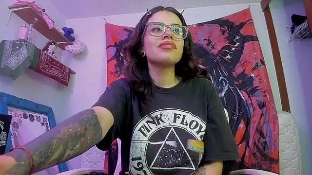 Lucyfx666 online show from 06/02/26, 04:14
