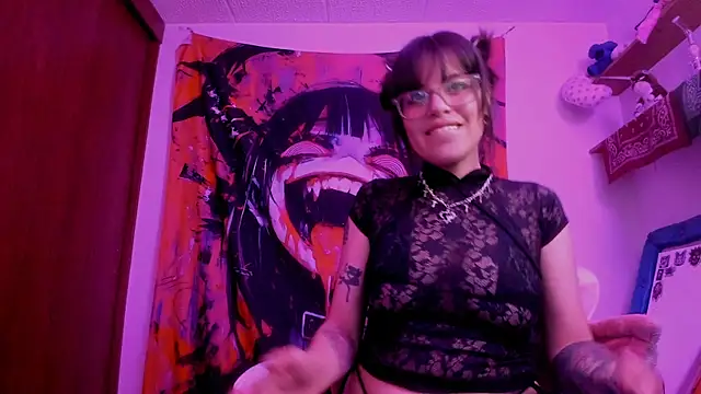 Lucyfx666 online show from 06/06/26, 07:35