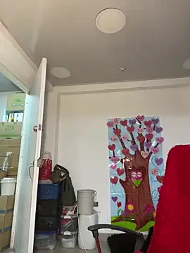 Snapshot of AnnbellaRosse chatting on 09/16/25, 05:25 AnnbellaRosse online show from 09/16/25, 05:25