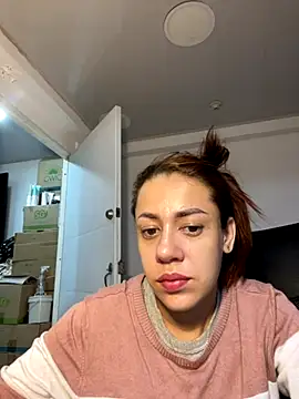 Snapshot of AnnbellaRosse chatting on 10/01/25, 04:13 AnnbellaRosse online show from 10/01/25, 04:13