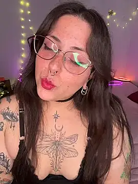 Mizztikaa online show from 07/14/26, 06:02