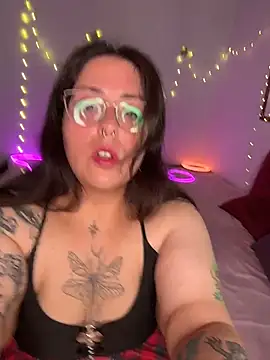 Mizztikaa online show from 07/16/26, 10:16