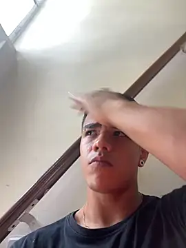 Rob saenz  online show from 09/10/25, 04:18